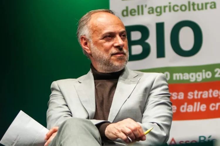 Le idee di Carlo Triarico sugli OGM